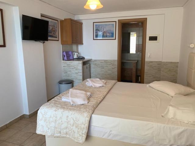 Kassiopi Bay Apartman Kültér fotó