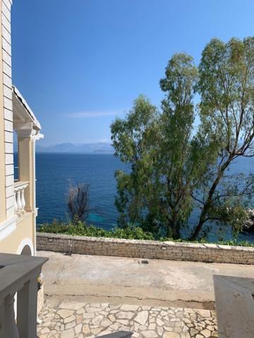 Kassiopi Bay Apartman Kültér fotó